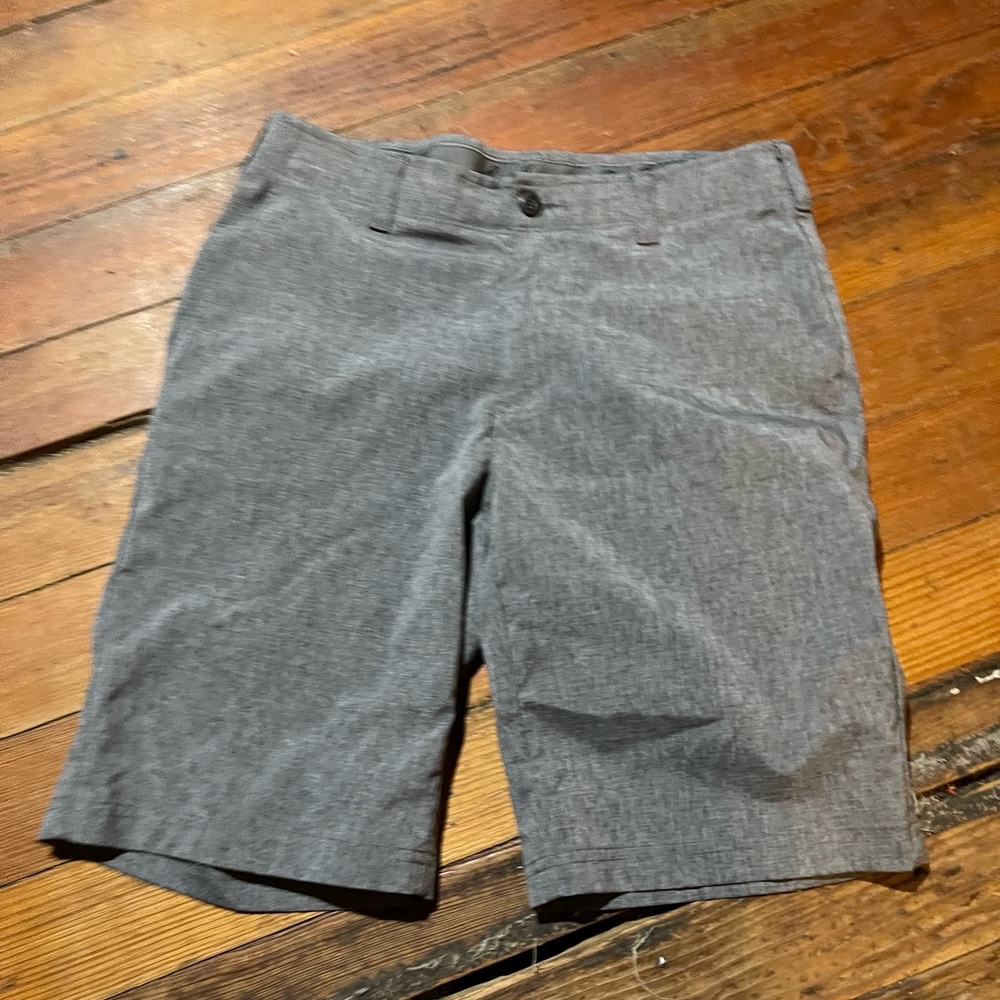 Ben hogan dress shorts size 30